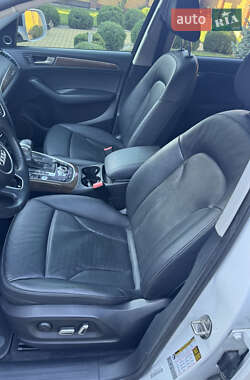 Внедорожник / Кроссовер Audi Q5 2016 в 