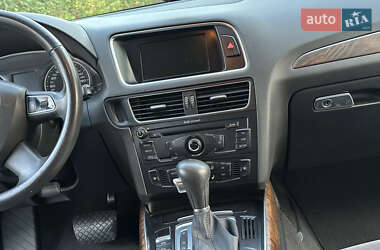 Внедорожник / Кроссовер Audi Q5 2011 в 