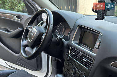 Внедорожник / Кроссовер Audi Q5 2011 в 