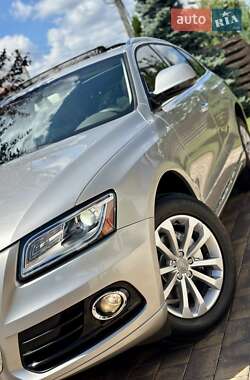 Внедорожник / Кроссовер Audi Q5 2015 в 
