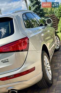 Внедорожник / Кроссовер Audi Q5 2015 в 