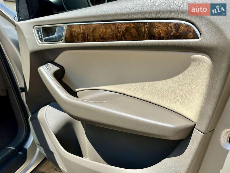 Внедорожник / Кроссовер Audi Q5 2015 в Виннице