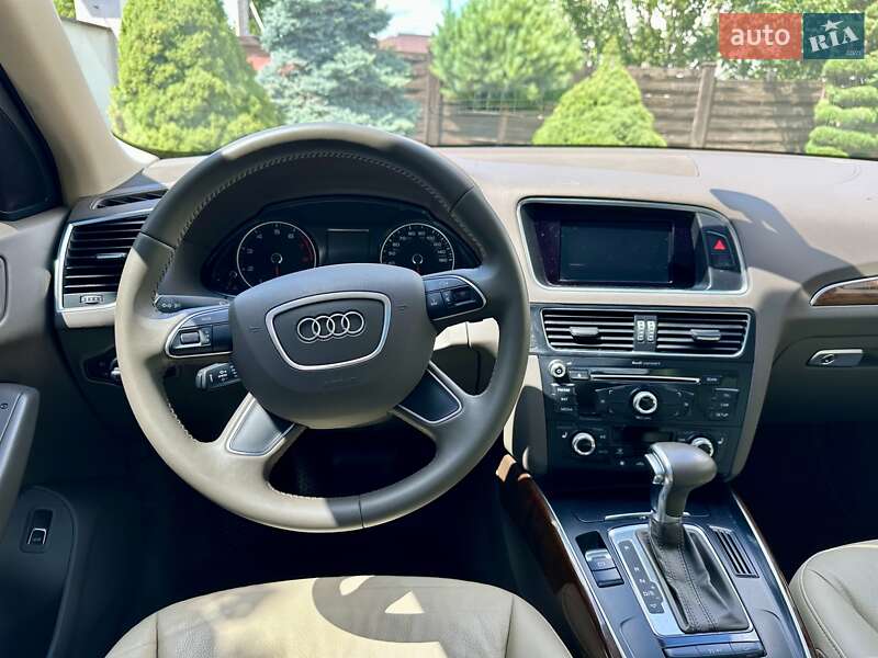Внедорожник / Кроссовер Audi Q5 2015 в Виннице