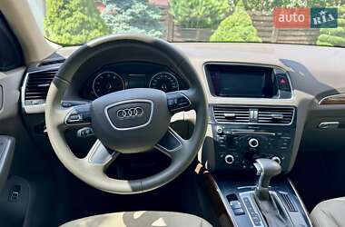 Внедорожник / Кроссовер Audi Q5 2015 в 