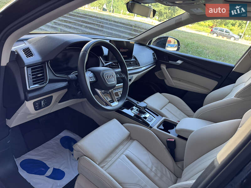 Внедорожник / Кроссовер Audi Q5 2024 в Киеве