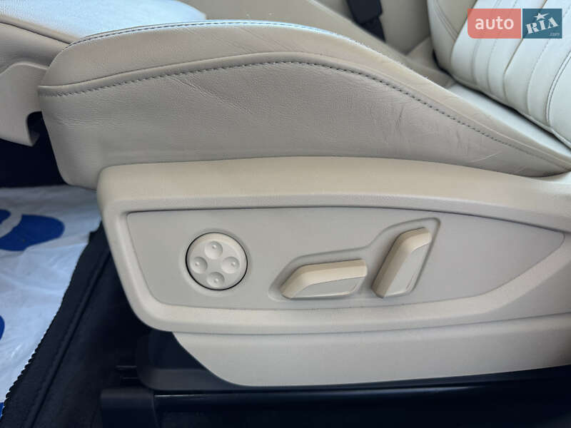 Внедорожник / Кроссовер Audi Q5 2024 в Киеве