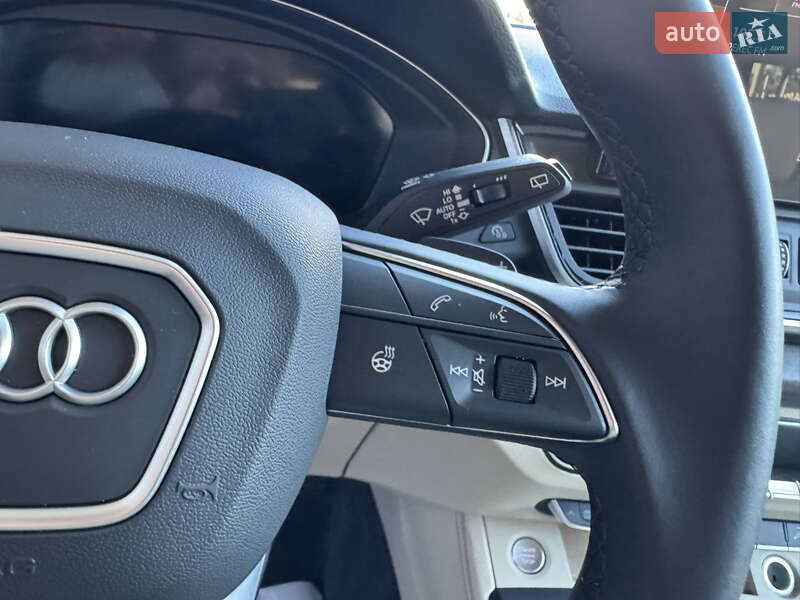 Внедорожник / Кроссовер Audi Q5 2024 в Киеве
