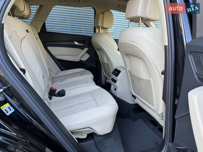 Внедорожник / Кроссовер Audi Q5 2024 в Киеве