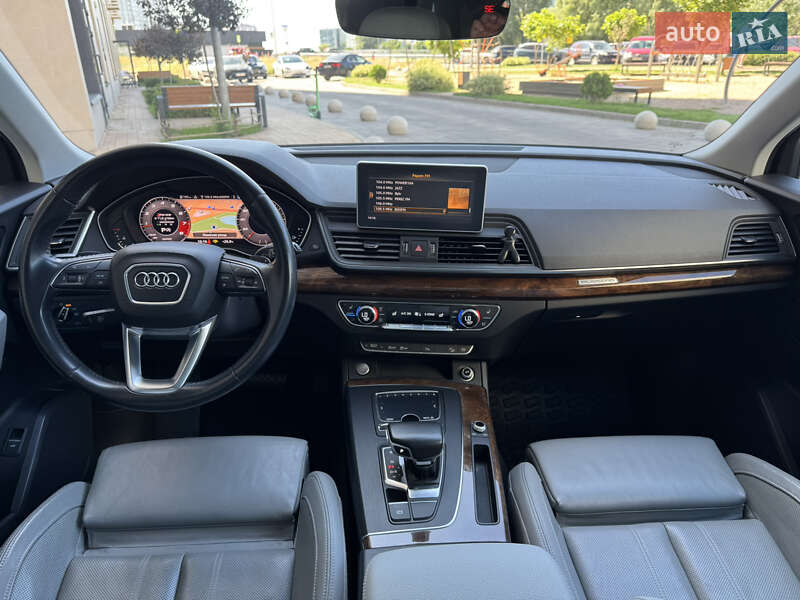 Внедорожник / Кроссовер Audi Q5 2017 в Киеве