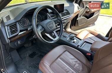 Внедорожник / Кроссовер Audi Q5 2020 в 