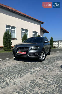 Внедорожник / Кроссовер Audi Q5 2012 в 