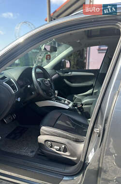 Внедорожник / Кроссовер Audi Q5 2012 в 