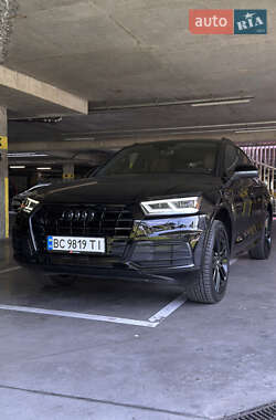 Внедорожник / Кроссовер Audi Q5 2017 в Львове