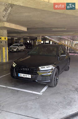 Позашляховик / Кросовер Audi Q5 2017 в 