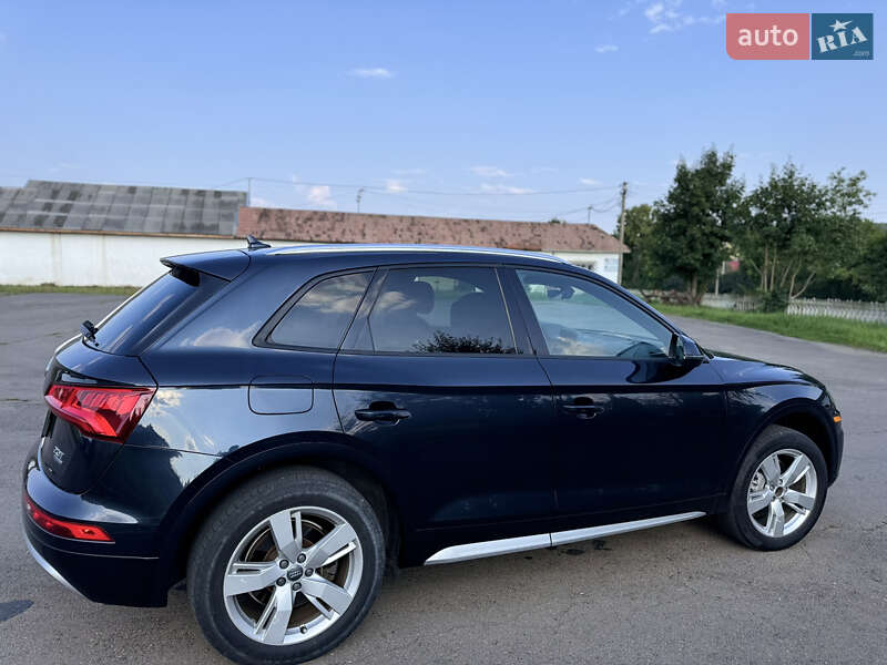 Внедорожник / Кроссовер Audi Q5 2017 в Коломые