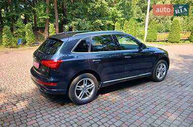Внедорожник / Кроссовер Audi Q5 2015 в 