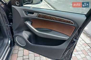Внедорожник / Кроссовер Audi Q5 2015 в 