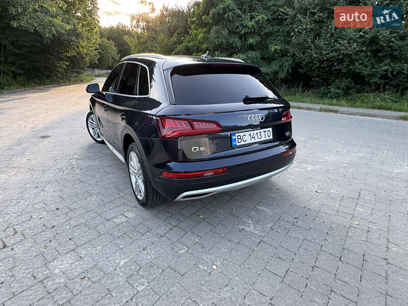 Внедорожник / Кроссовер Audi Q5 2018 в Львове
