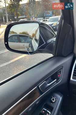 Внедорожник / Кроссовер Audi Q5 2012 в 