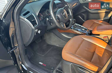 Внедорожник / Кроссовер Audi Q5 2011 в 