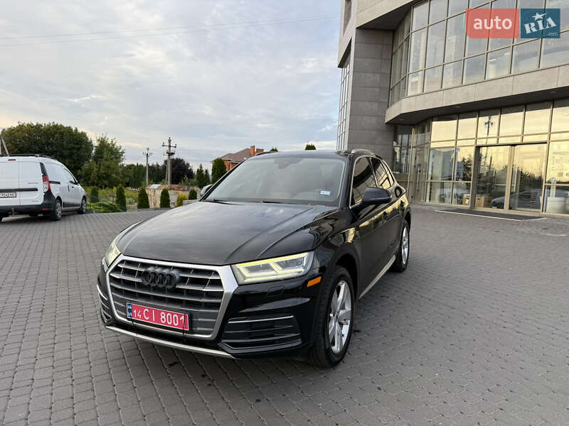 Внедорожник / Кроссовер Audi Q5 2017 в Хмельницком