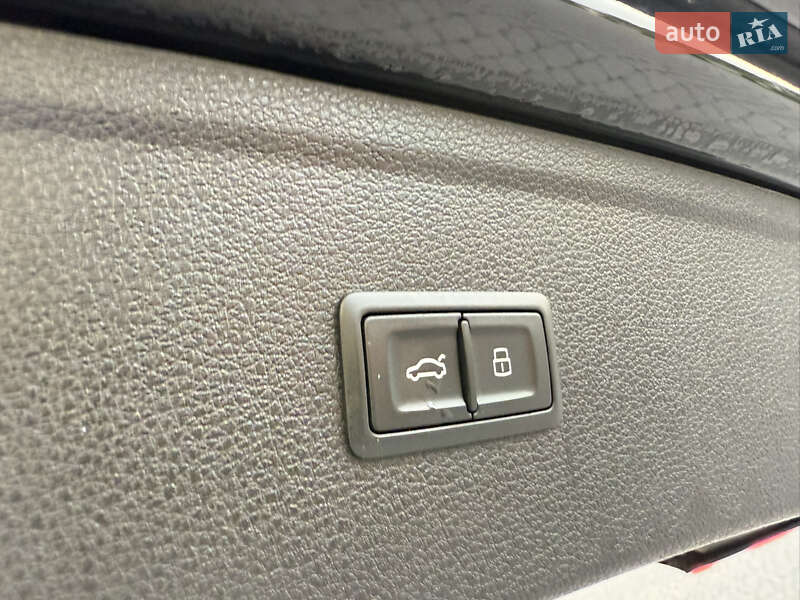 Внедорожник / Кроссовер Audi Q5 2017 в Хмельницком