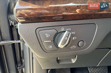 Внедорожник / Кроссовер Audi Q5 2018 в 