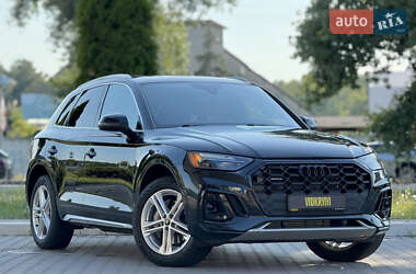 Внедорожник / Кроссовер Audi Q5 2021 в 