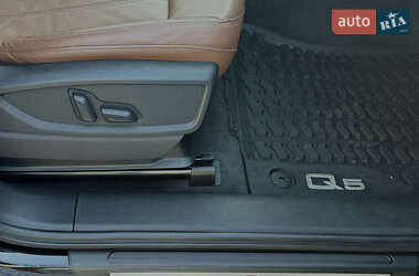 Внедорожник / Кроссовер Audi Q5 2021 в 