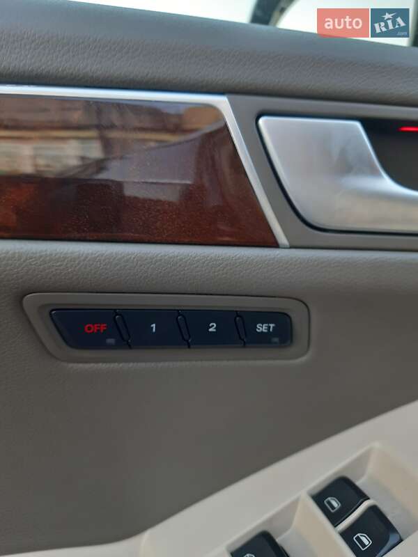 Внедорожник / Кроссовер Audi Q5 2011 в Ивано-Франковске