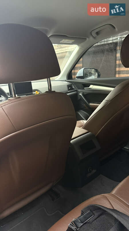 Внедорожник / Кроссовер Audi Q5 2017 в Киеве