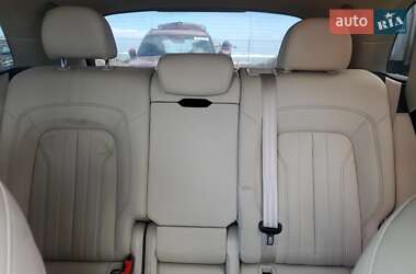 Внедорожник / Кроссовер Audi Q5 2021 в 