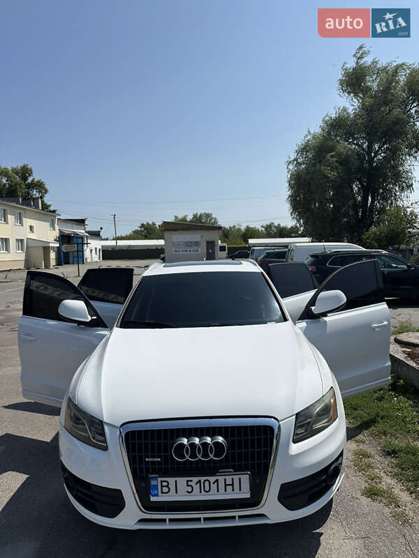Позашляховик / Кросовер Audi Q5 2011 в Кременчуці