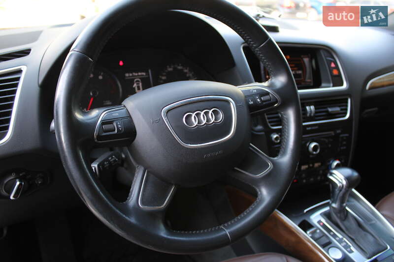 Внедорожник / Кроссовер Audi Q5 2015 в Ровно
