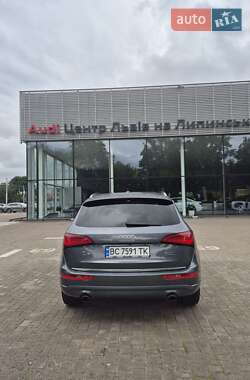 Внедорожник / Кроссовер Audi Q5 2016 в 