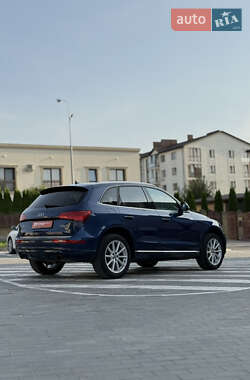 Внедорожник / Кроссовер Audi Q5 2016 в 