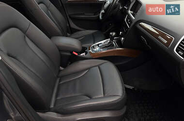 Внедорожник / Кроссовер Audi Q5 2016 в 