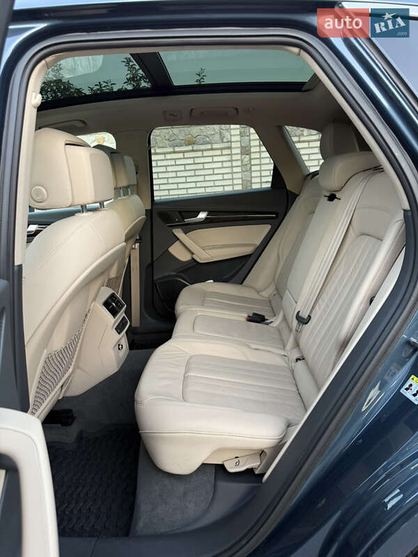 Внедорожник / Кроссовер Audi Q5 2017 в Белой Церкви