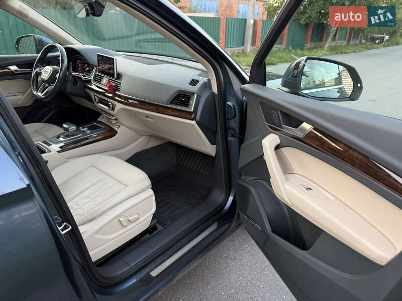 Внедорожник / Кроссовер Audi Q5 2017 в Белой Церкви