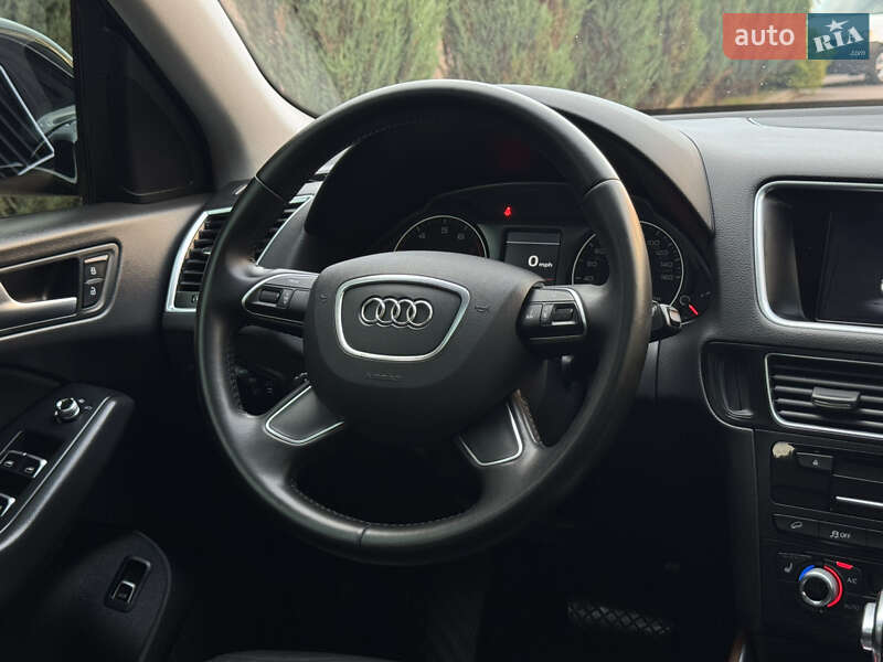 Внедорожник / Кроссовер Audi Q5 2016 в Стрые