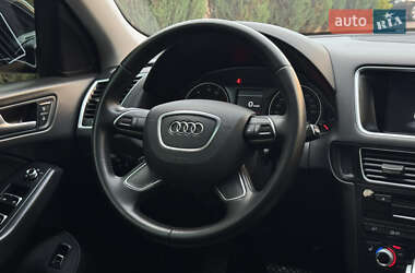 Внедорожник / Кроссовер Audi Q5 2016 в 
