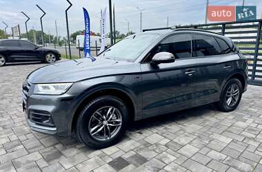 Внедорожник / Кроссовер Audi Q5 2019 в 