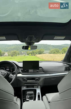Внедорожник / Кроссовер Audi Q5 2023 в 