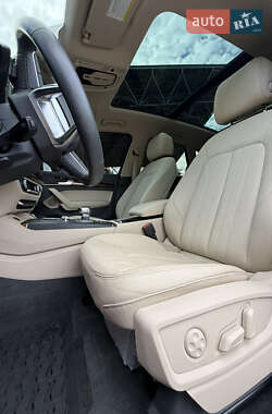 Внедорожник / Кроссовер Audi Q5 2017 в 