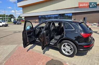 Внедорожник / Кроссовер Audi Q5 2015 в 