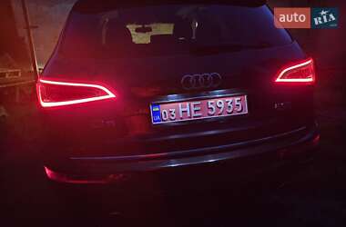 Внедорожник / Кроссовер Audi Q5 2015 в 