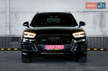 Внедорожник / Кроссовер Audi Q5 2019 в 