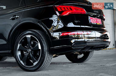 Внедорожник / Кроссовер Audi Q5 2019 в 
