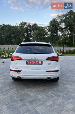 Внедорожник / Кроссовер Audi Q5 2015 в 