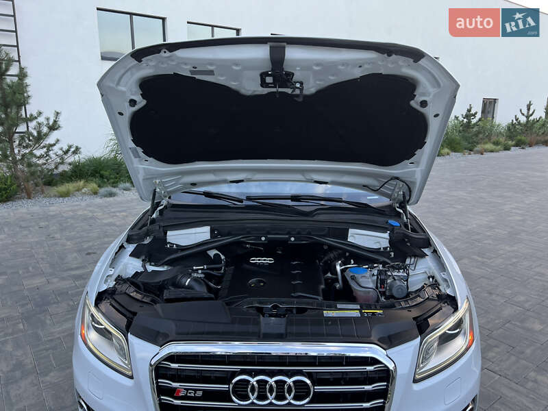 Внедорожник / Кроссовер Audi Q5 2015 в Луцке